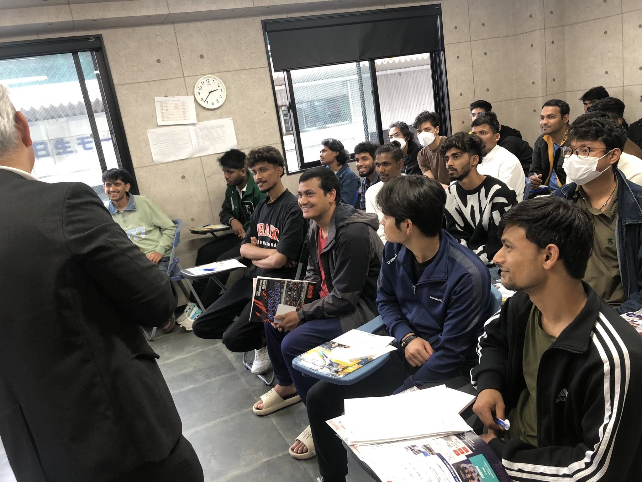 専門学校、企業説明会