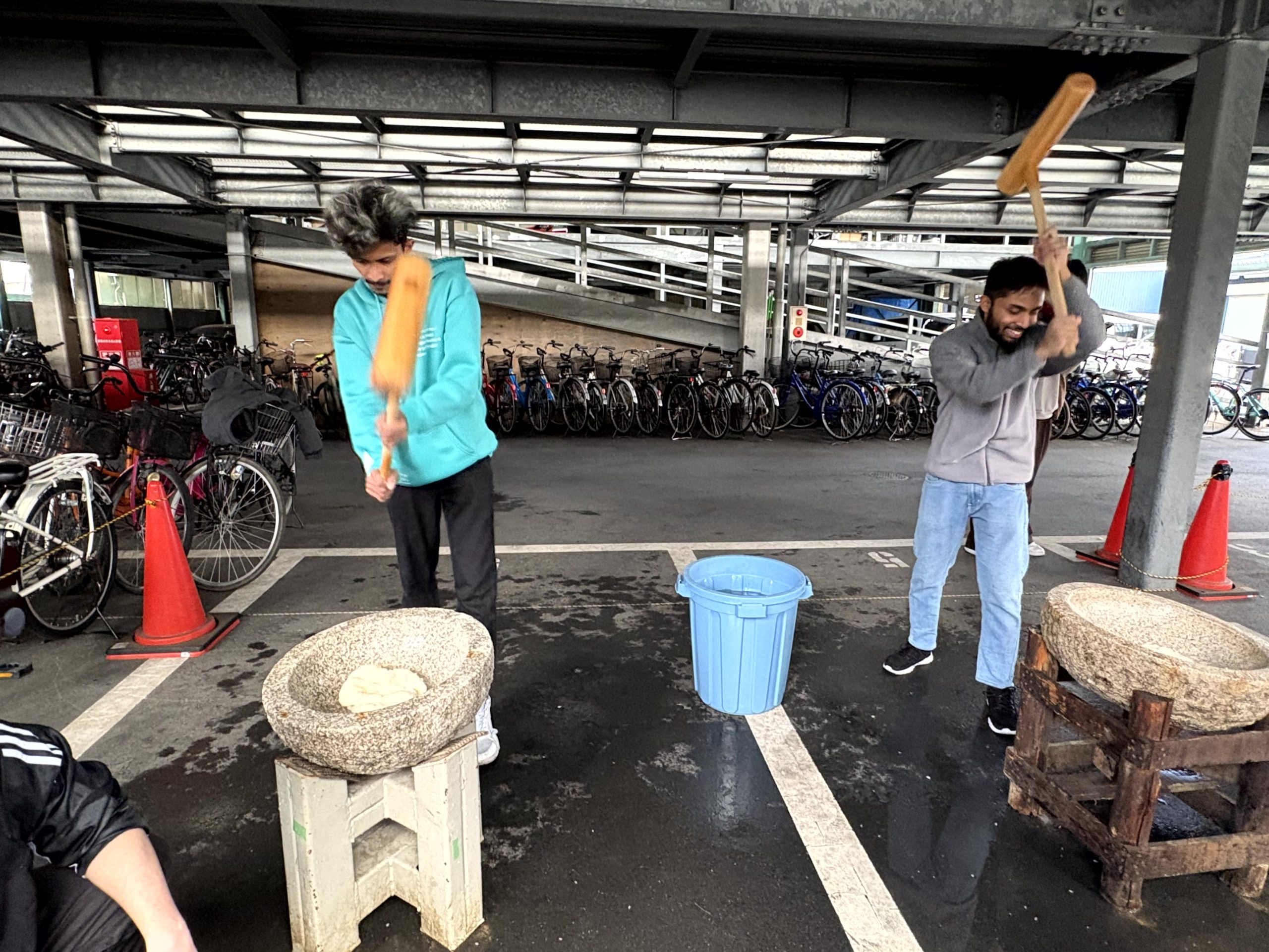 冬祭り ボランティア学生の皆さん